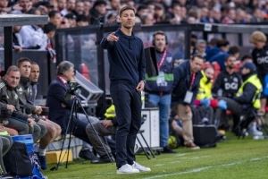 阿斯谈阿隆索面临挑战:一个月内九战六客,没有任何喘息时间